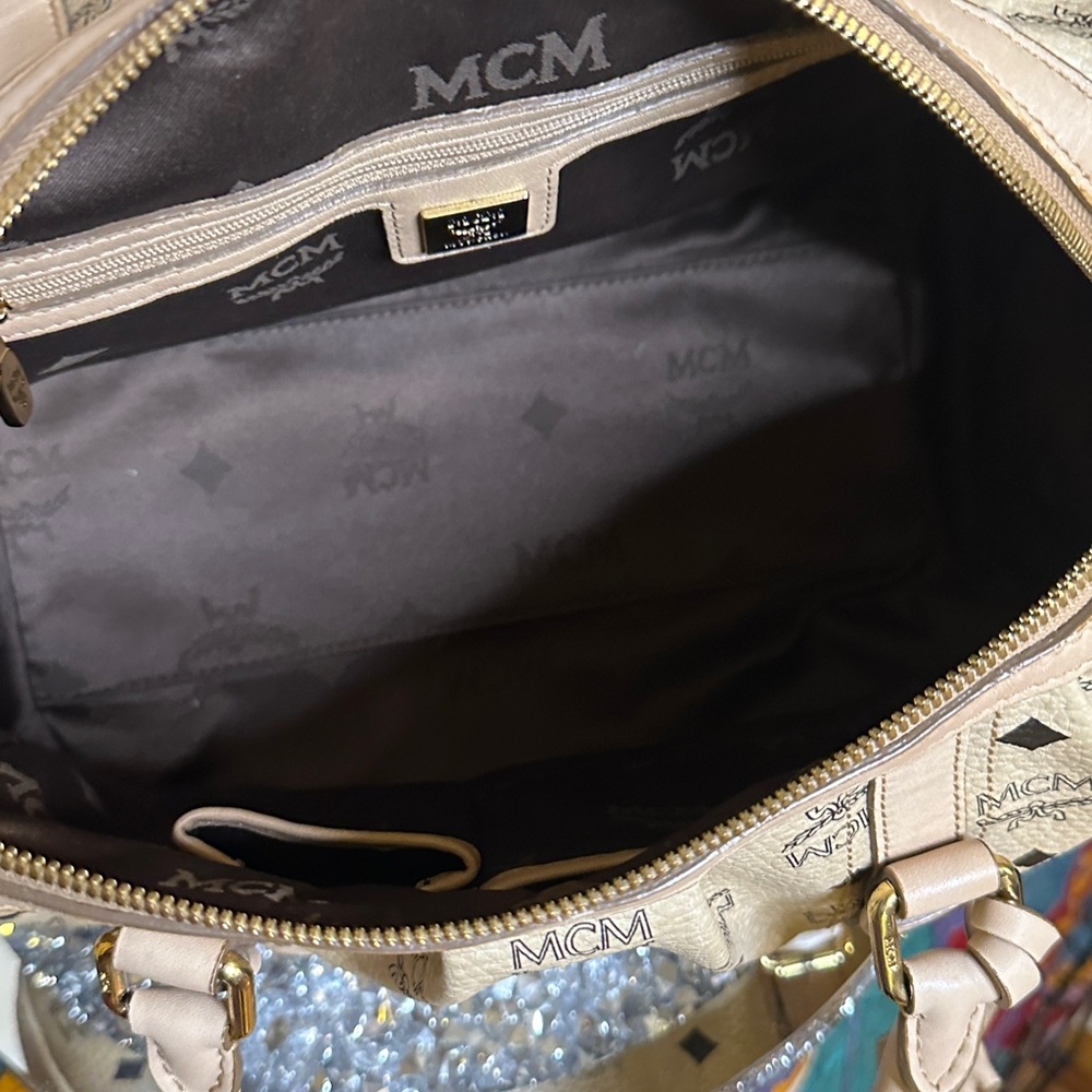 EUC - MCM Visetos Leather Boston Satchel With Lock and Key. - Picture 9 of 16